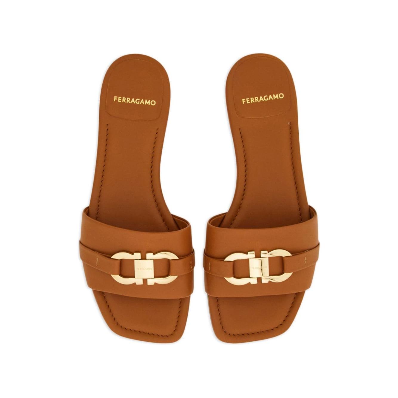 Ferragamo 40mm Gancini-buckle Leather Slides Sandals Ferragamo Sienna
