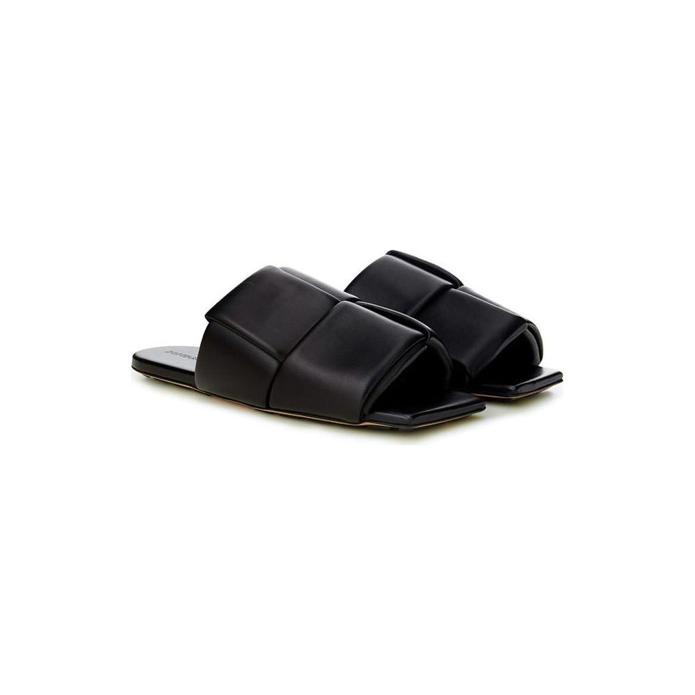 Bottega Veneta Elegant Black Leather Sandals Bottega Veneta Black