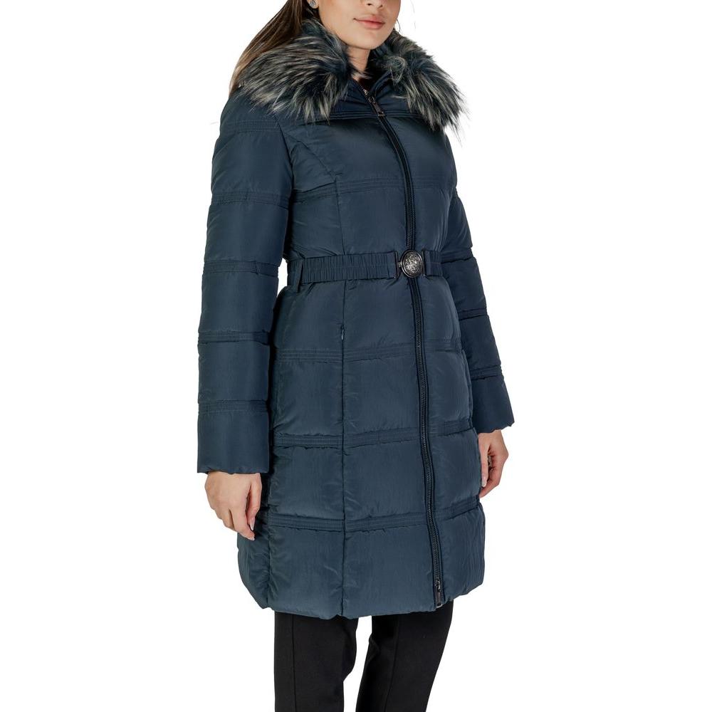 Women's Guess black polyester jacket and coat for fall/winter collection with faux fur collar, 100% polyester composition.