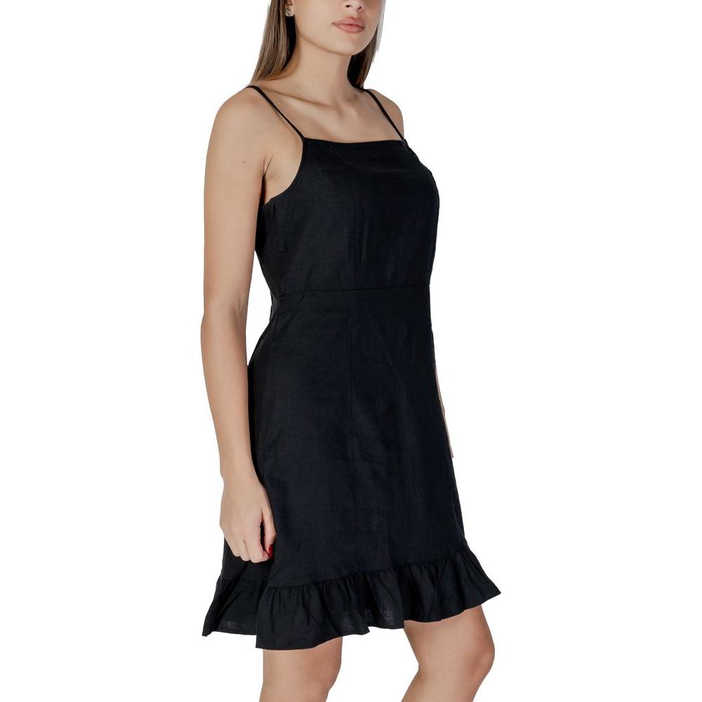 B.Young Black Linen Dress B.Young Black