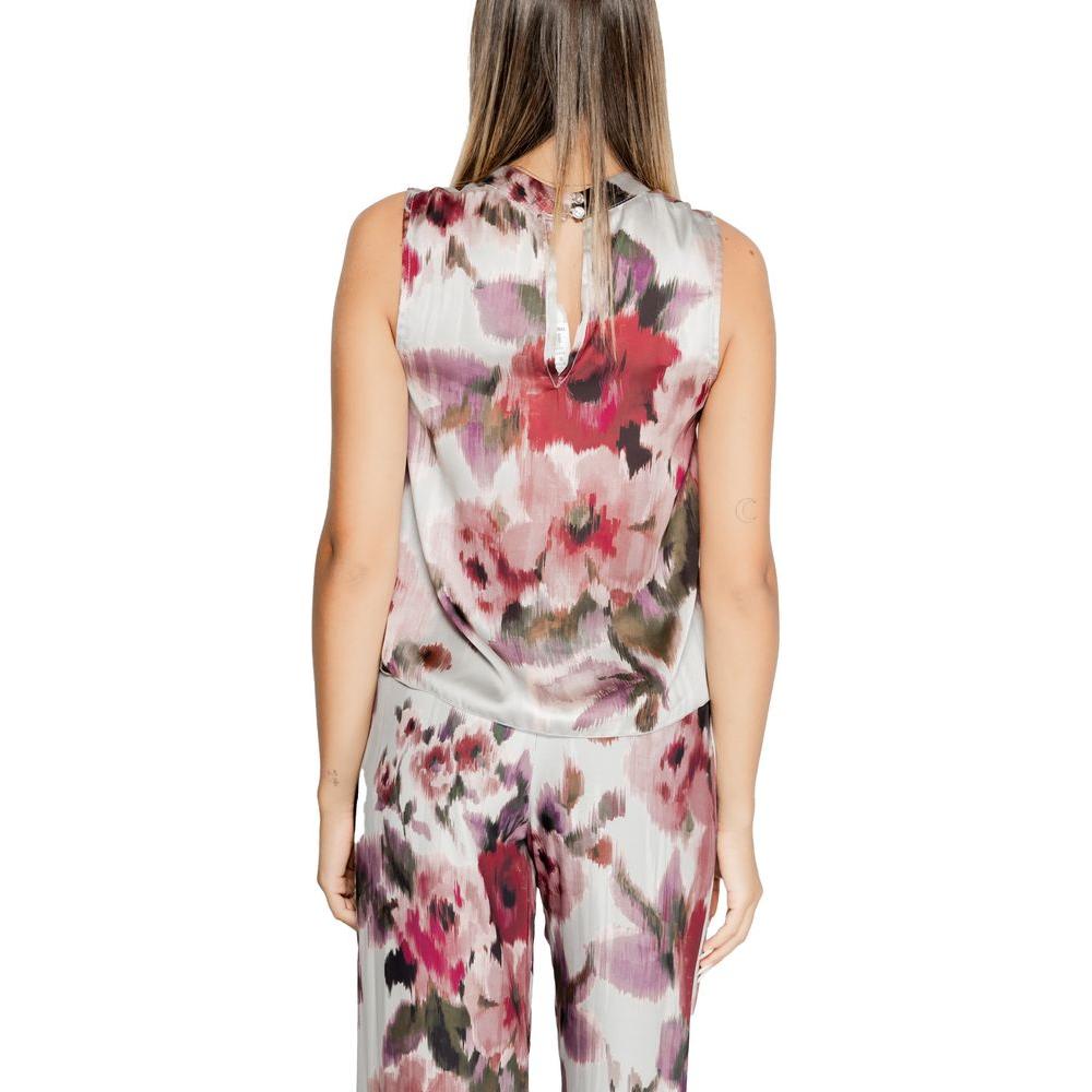 Back view of Rinascimento Bordeaux floral polyester top, part of women's fall/winter collection