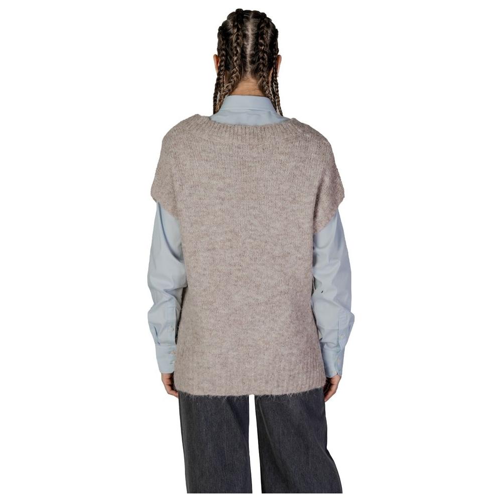 Vero Moda Beige Recycled Polyester Sweater Vero Moda Dark Gray