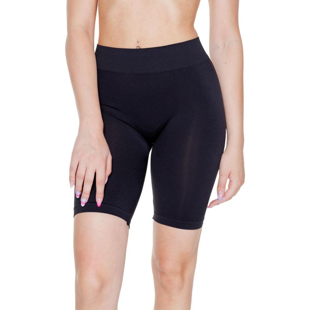 Vero Moda Black Nylon Short Vero Moda Tan