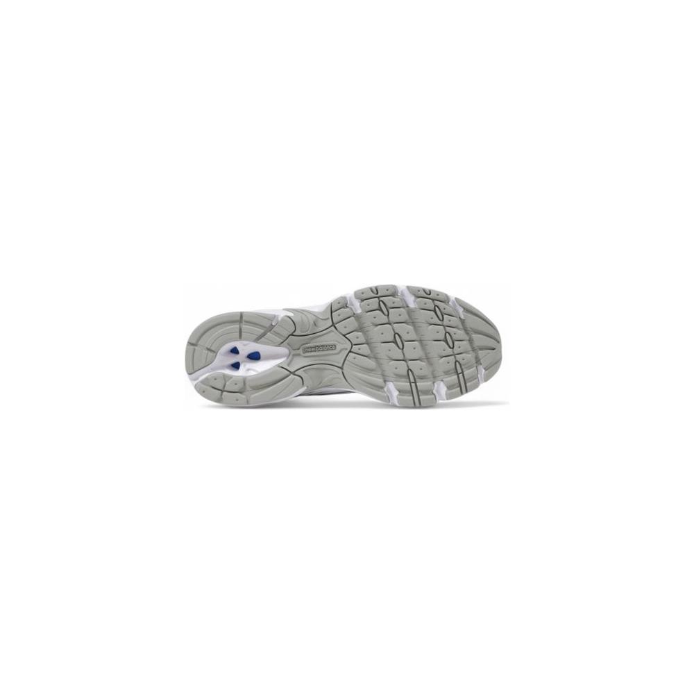 New Balance White Artificial Leather Sneaker