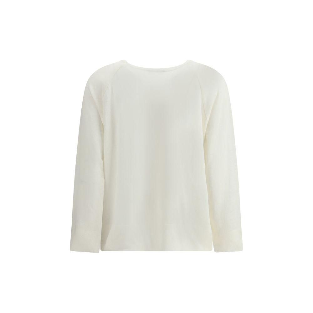 Ella Linen SweaterElla’s Linen Sweater is an essential and sophisticated piece with a ribbed crew neck that accentuates its minimalist design. Made of linen, it offers a cool and light feel, perfect for warmer seasons or for a simple yet elegant look. A g