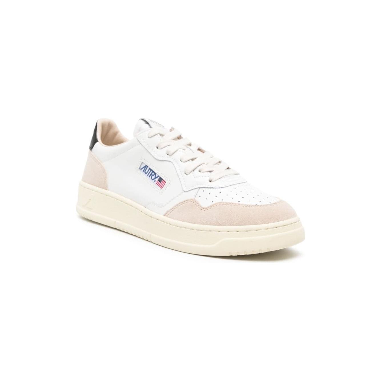 Autry Medalist Leather Sneakers