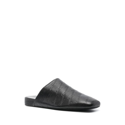 Balenciaga debossed-logo leather mules
