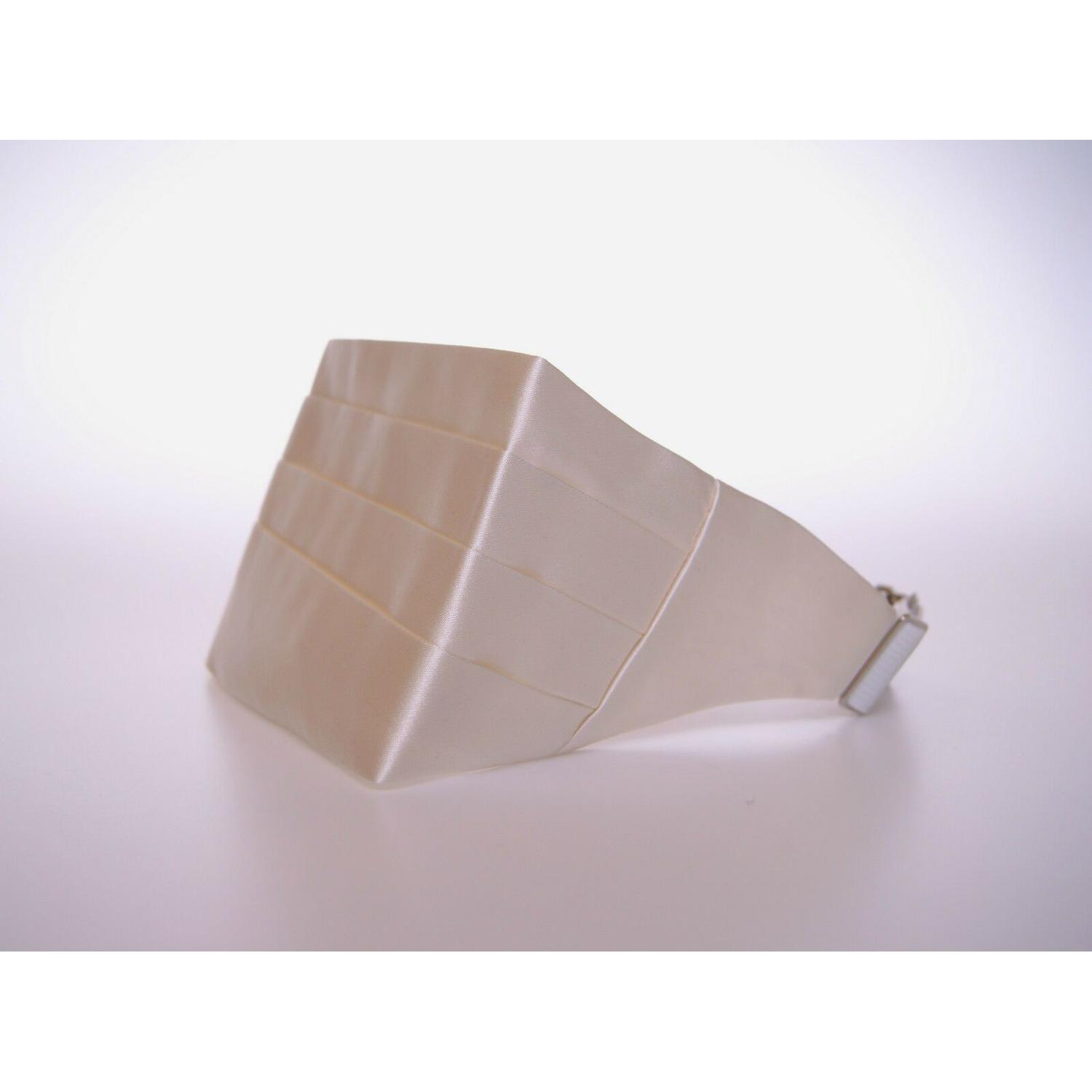 دولتشي آند غابانا حزام من الحرير الأبيض الأنيق