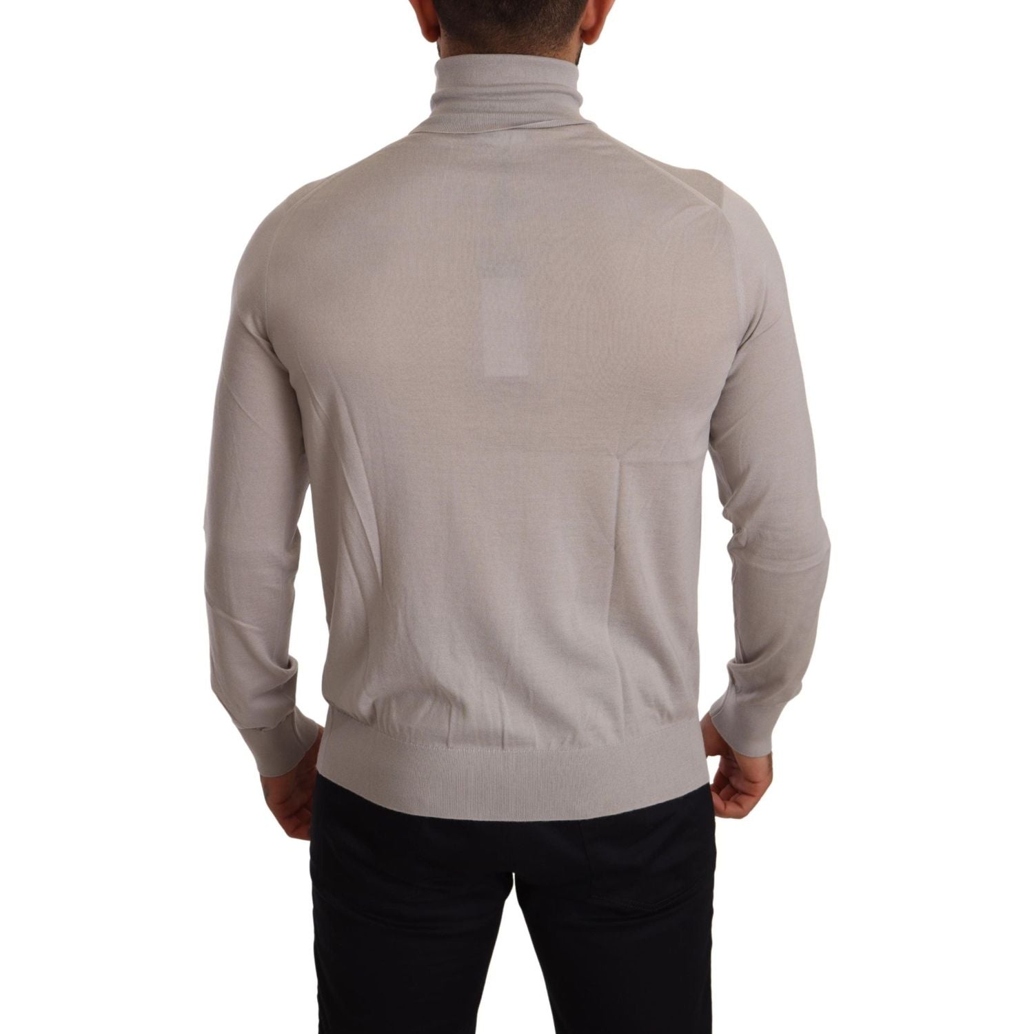 سترة أنيقة من الكشمير باللون الأزرق الفاتح من دولتشي آند غابانا