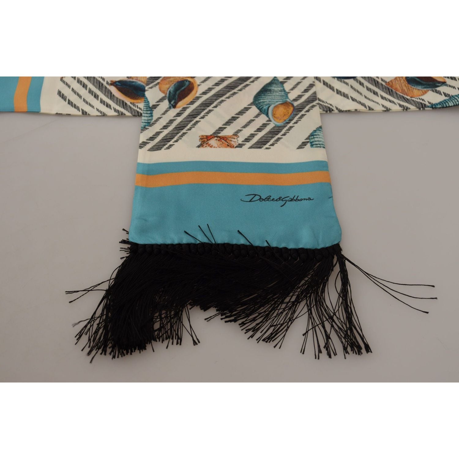 وشاح حريري متعدد الألوان مطبوع عليه صدف البحر من دولتشي آند غابانا