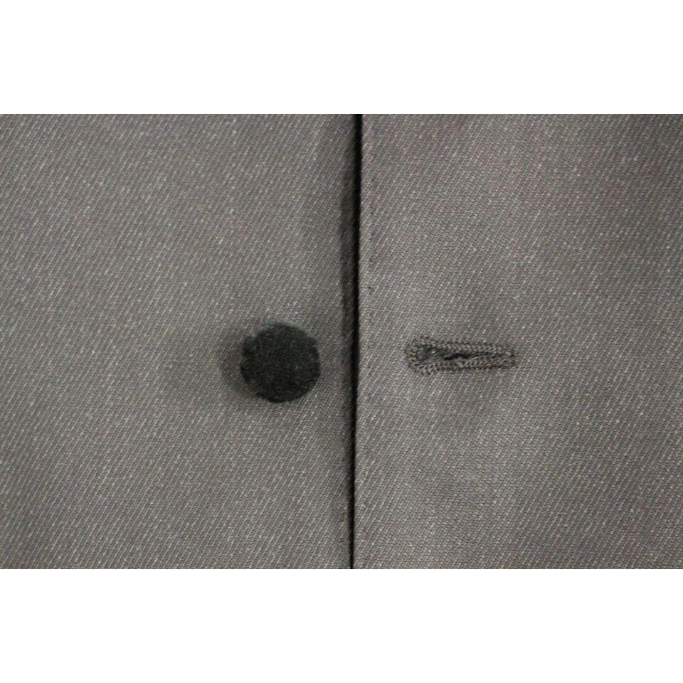 سترة أنيقة من الصوف باللون الرمادي من دولتشي آند غابانا