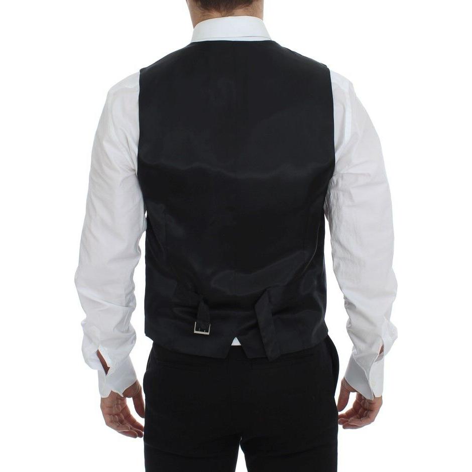 فستان دولتشي آند غابانا الأنيق المصنوع من الصوف المخطط باللون الرمادي