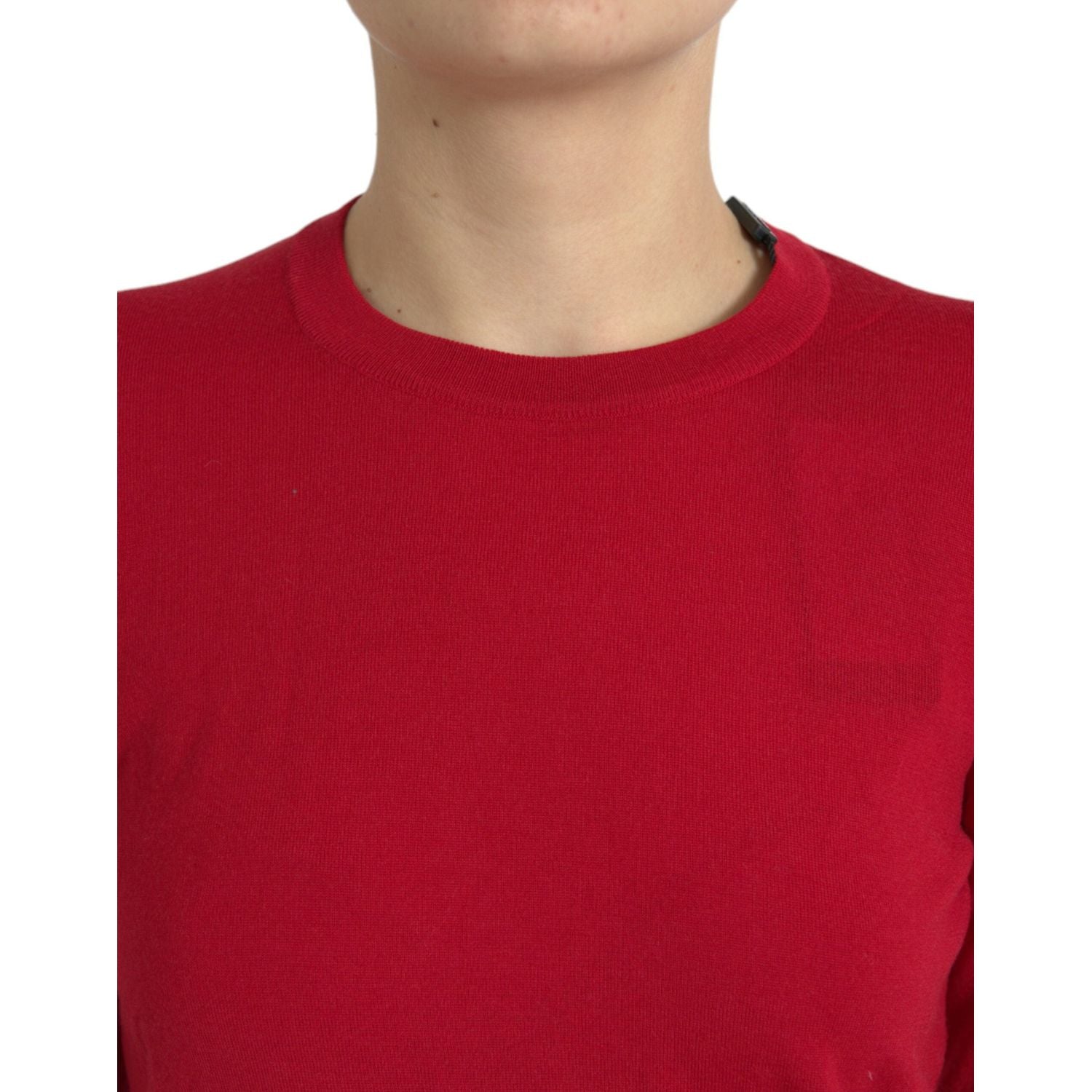 سترة صوفية حمراء لامعة من دولتشي آند غابانا