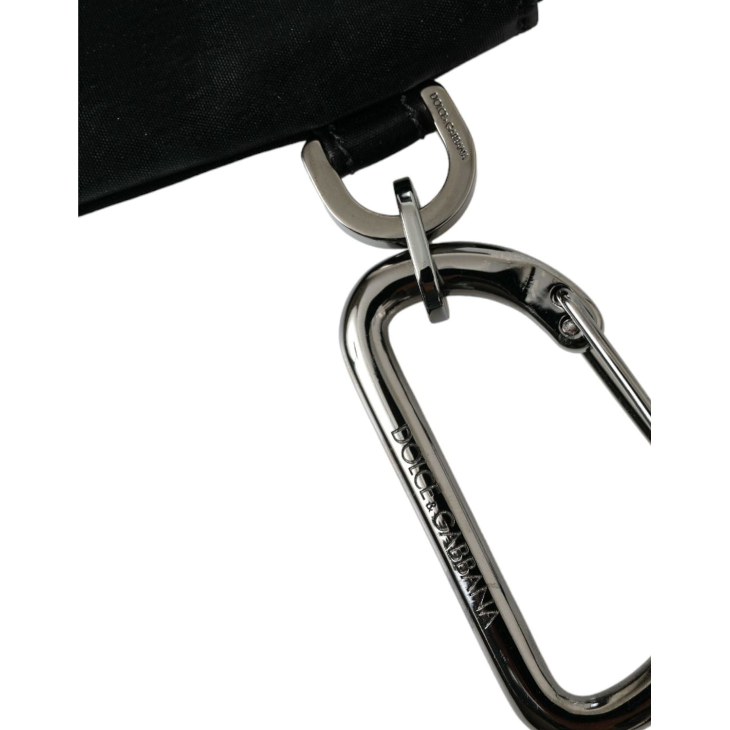 حقيبة دولتشي آند غابانا الأنيقة المصنوعة من النايلون والجلد باللون الأسود