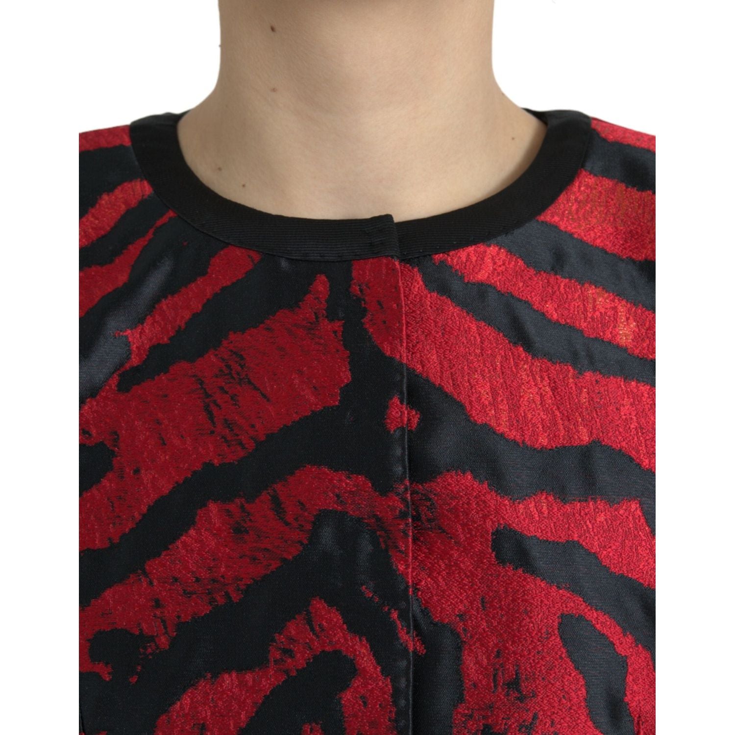 جاكيت معطف بطبعات حيوانية أنيقة من دولتشي آند غابانا