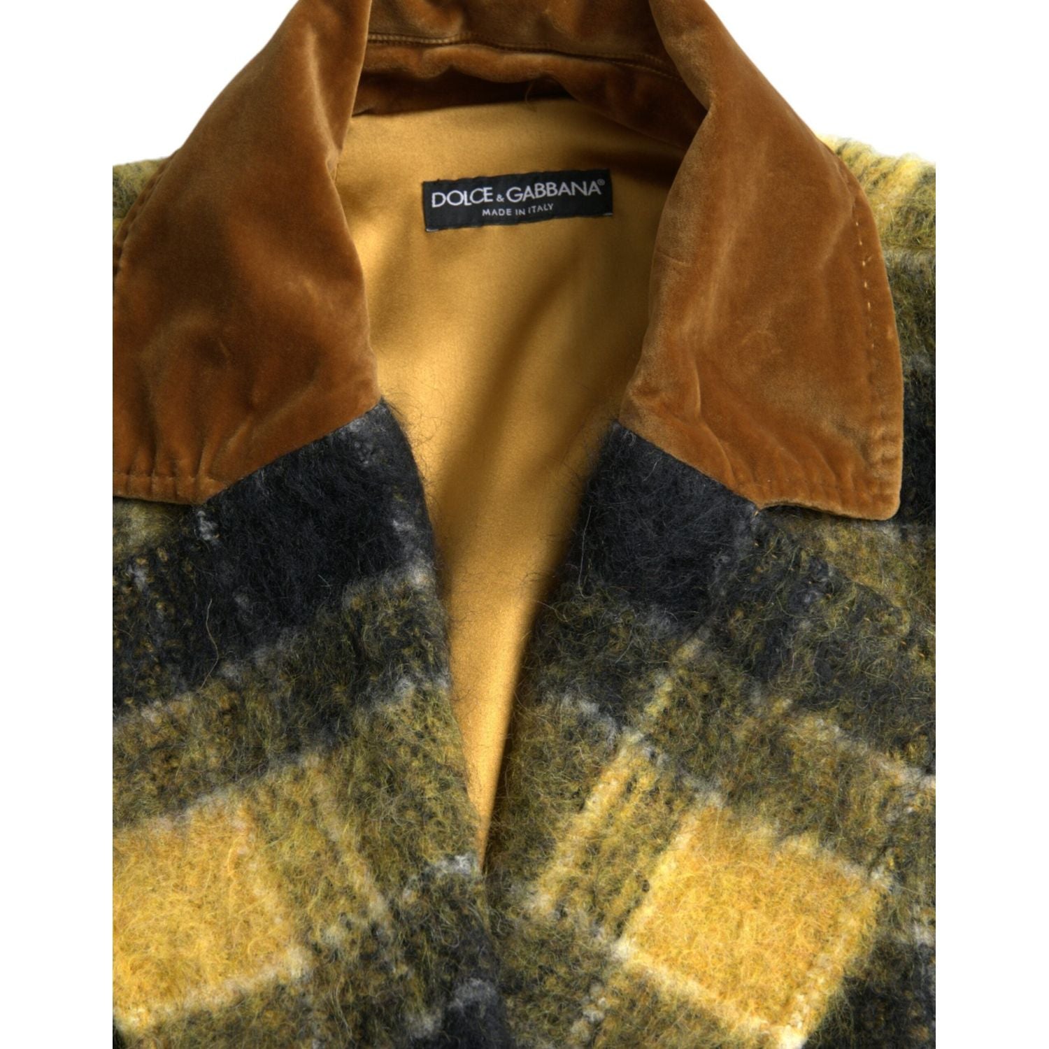 معطف ترنش طويل منقوش أنيق من دولتشي آند غابانا باللون الأصفر المشمس