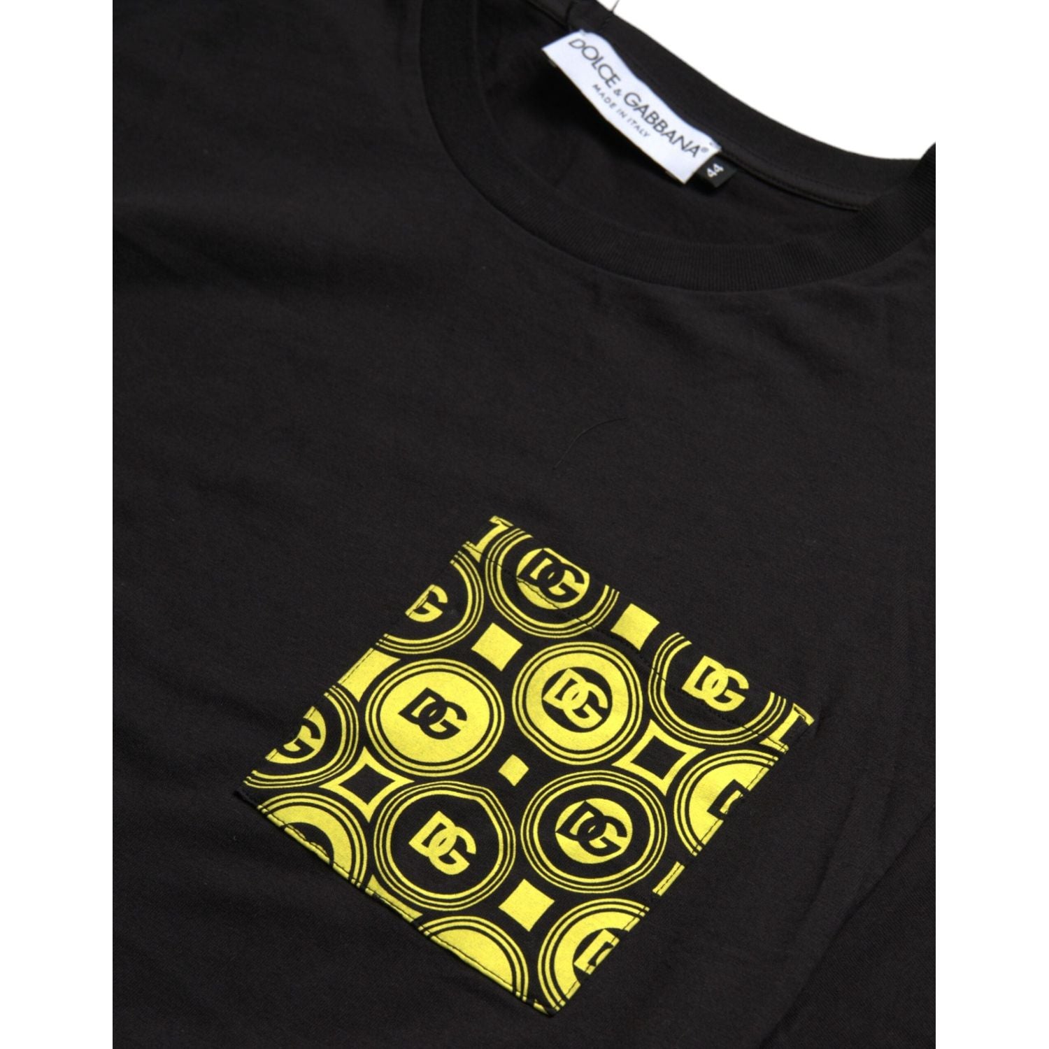 تي شيرت دولتشي آند غابانا قطني أسود بطبعة جيب وياقة دائرية