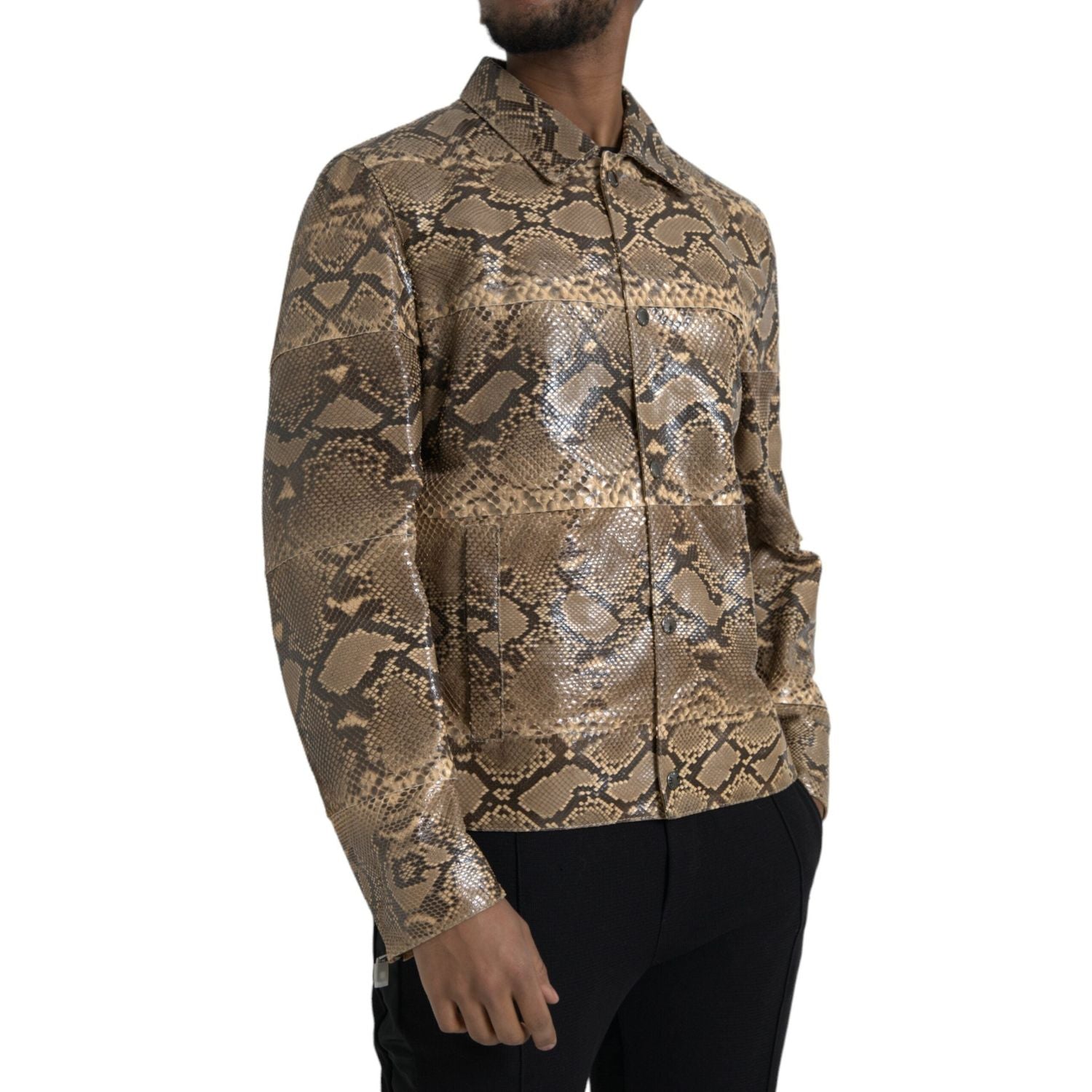 سترة بايكر بلوزون من الجلد الفاخر باللون البيج من دولتشي آند غابانا