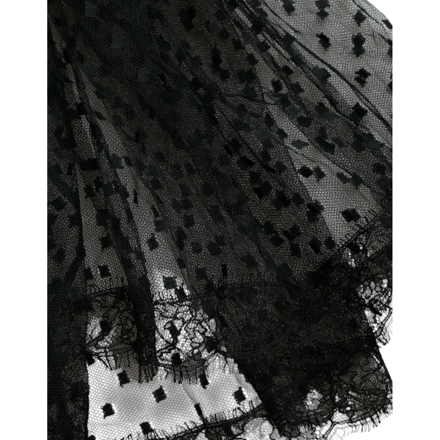 تنورة دولتشي آند غابانا ذات الخصر العالي وحواف من الدانتيل والنايلون باللون الأسود