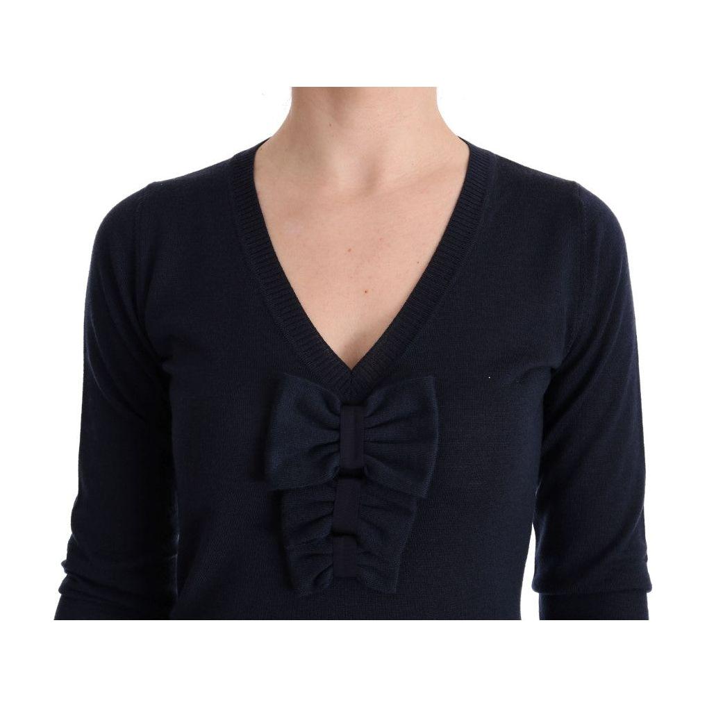 فستان أزرق أنيق من الصوف يصل إلى الركبة من مارغي لو