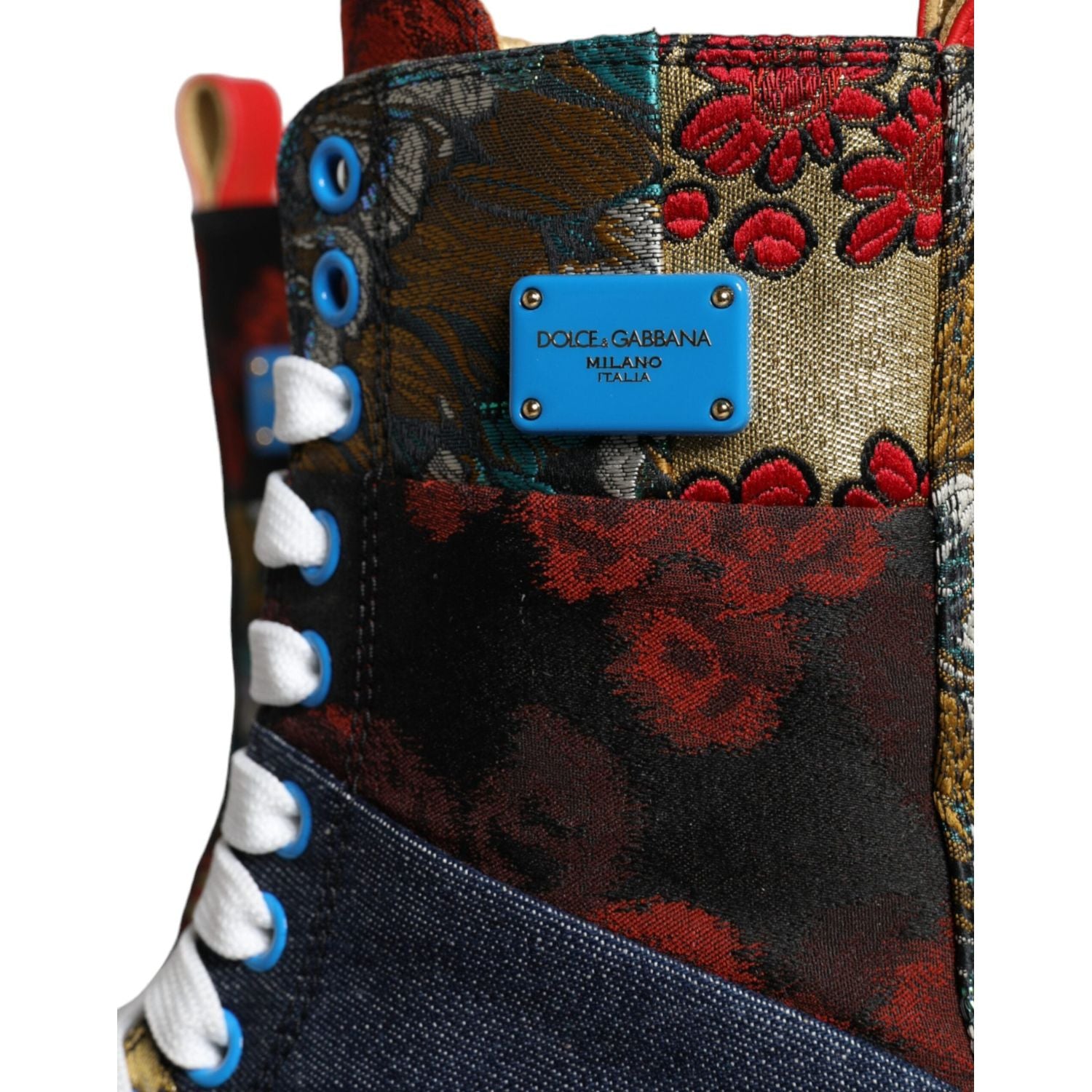 حذاء رياضي متعدد الألوان بشعار مرقع من دولتشي آند غابانا