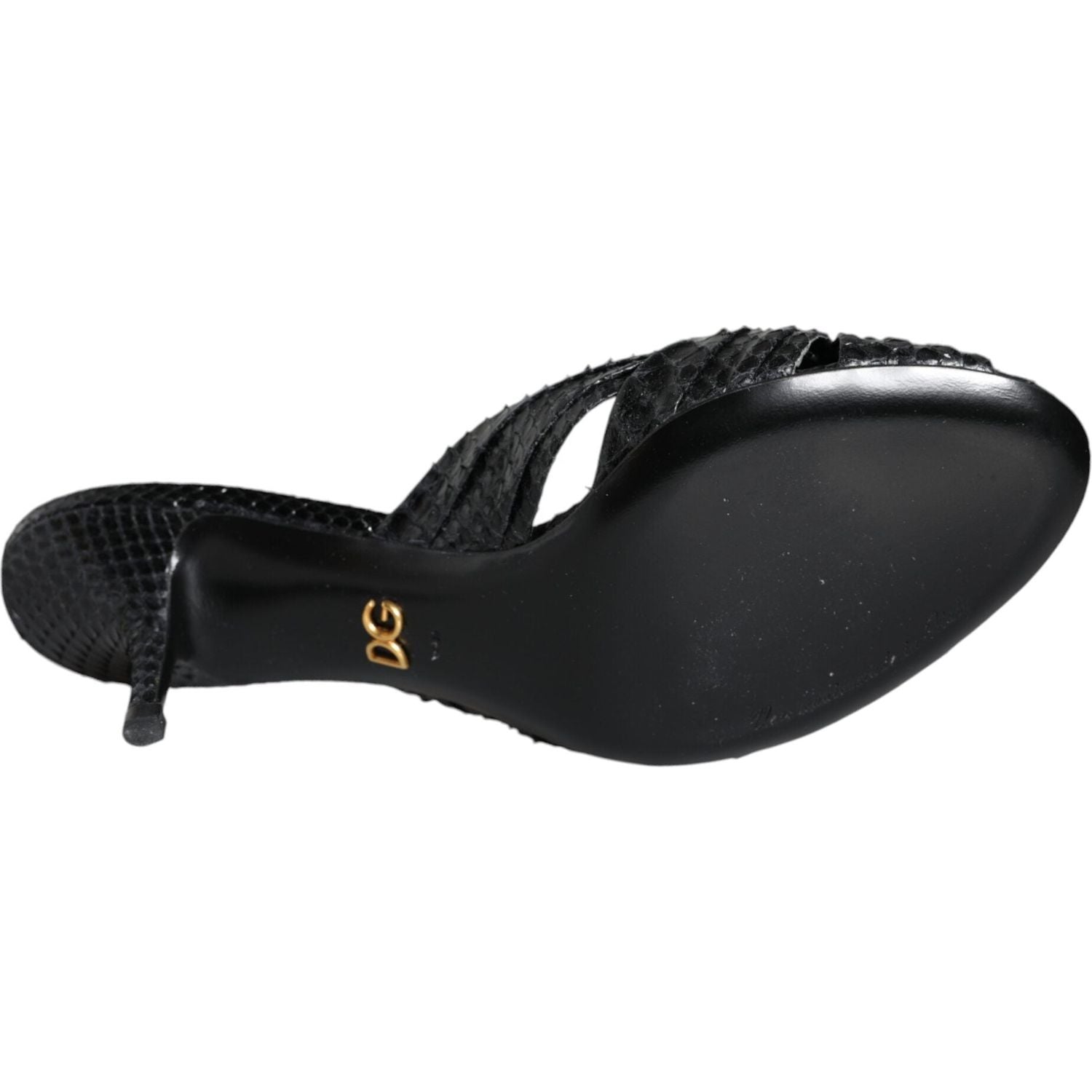 حذاء دولتشي آند غابانا بكعب عالٍ من الجلد الأسود