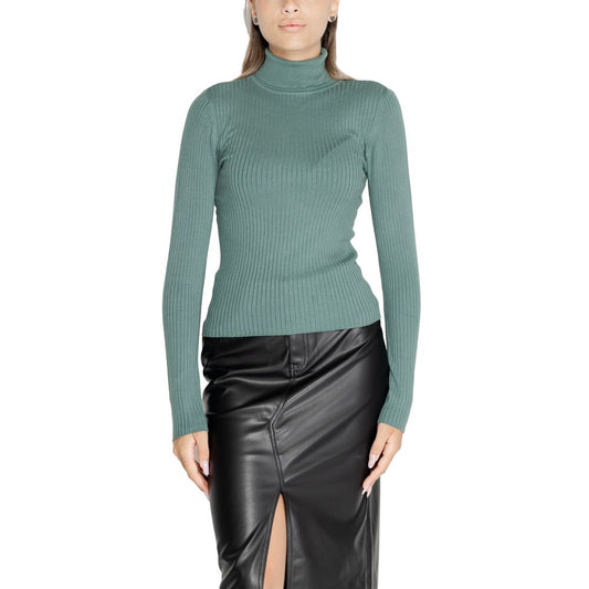 Jacqueline De Yong Turquoise Viscose Sweatshirt with roll neck and long sleeves on model