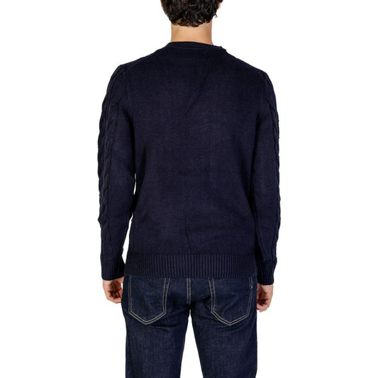 Hamaki-Ho Blue Acrylic Sweater Hamaki-Ho Black