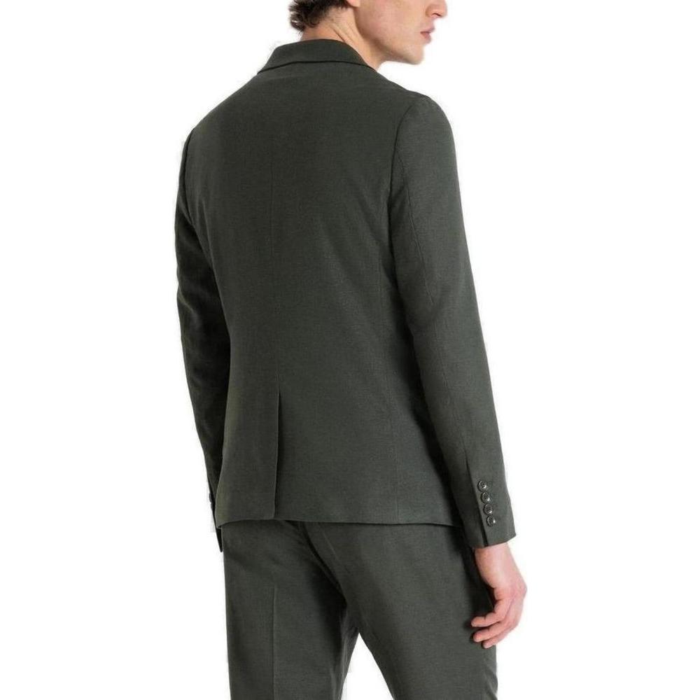 Front view with bag zipped and handles upright.