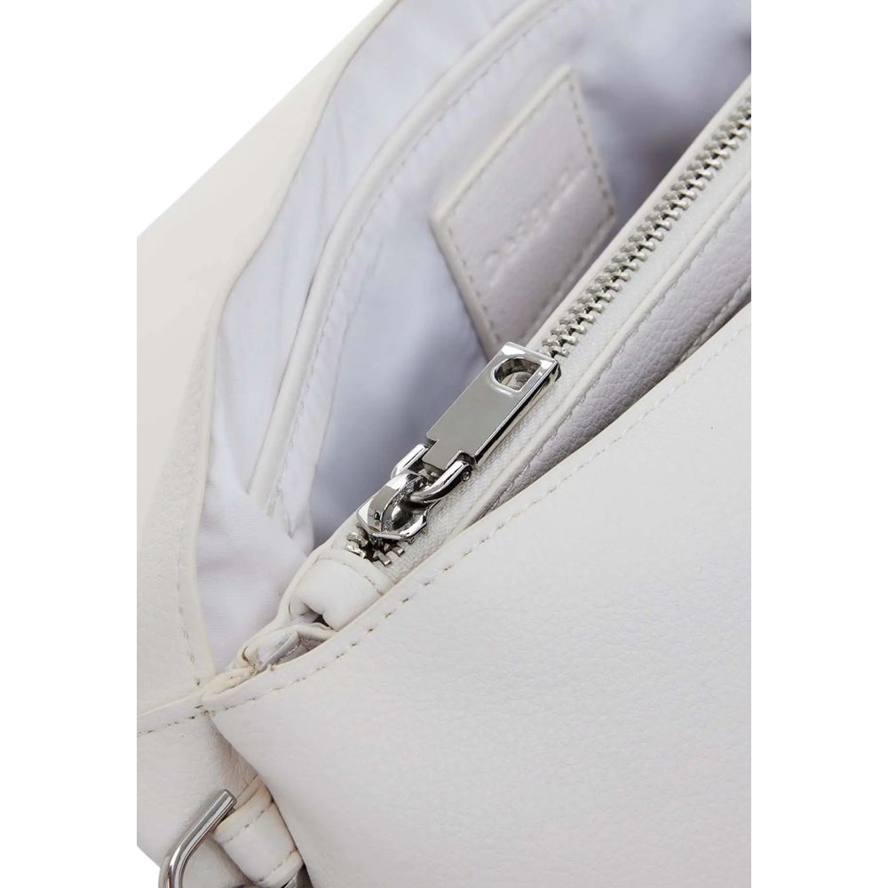 Front view with bag zipped and handles upright.