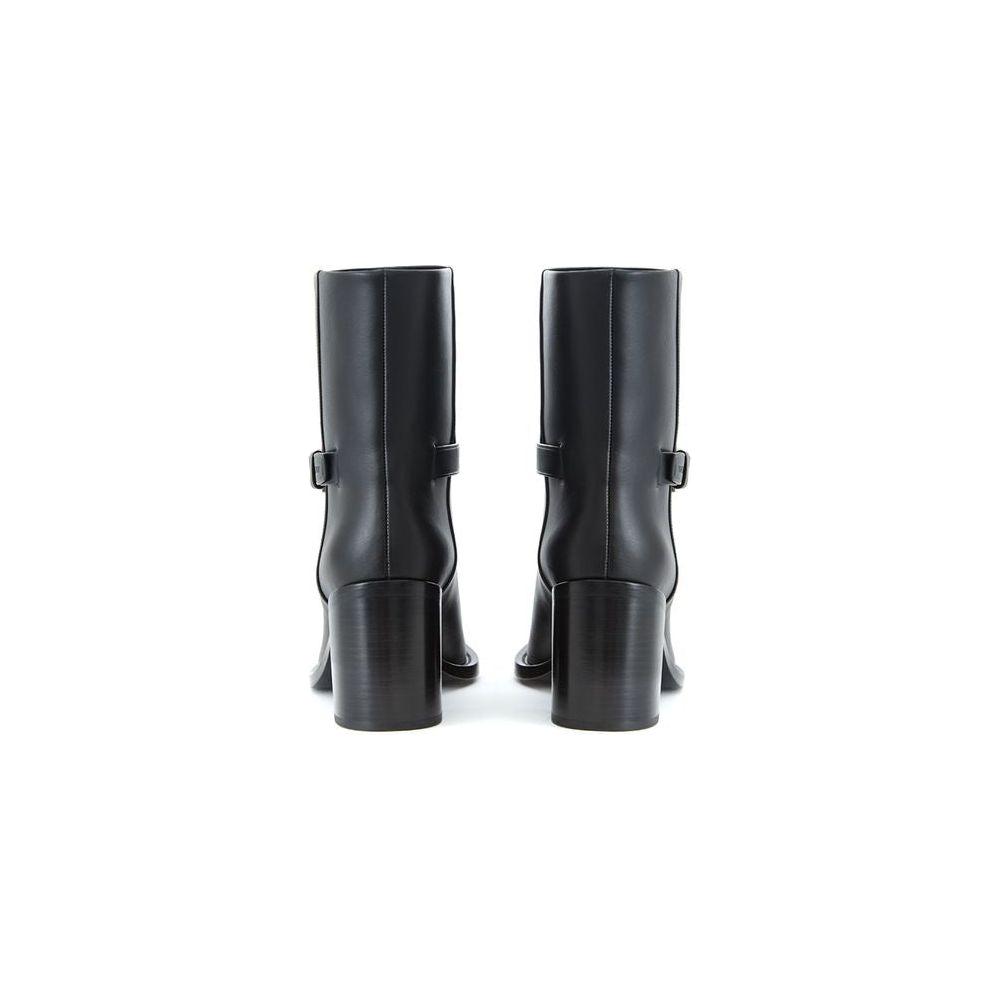 حذاء بربري الجلدي الأسود