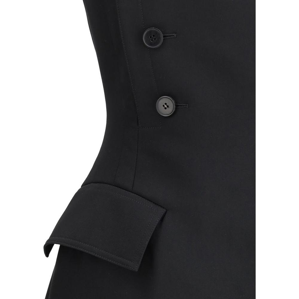 Front view with bag zipped and handles upright.