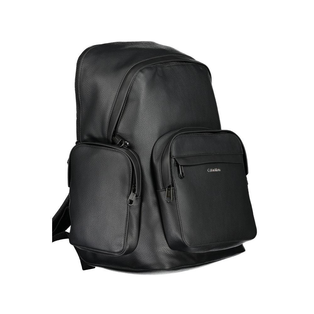 Front view with bag zipped and handles upright.