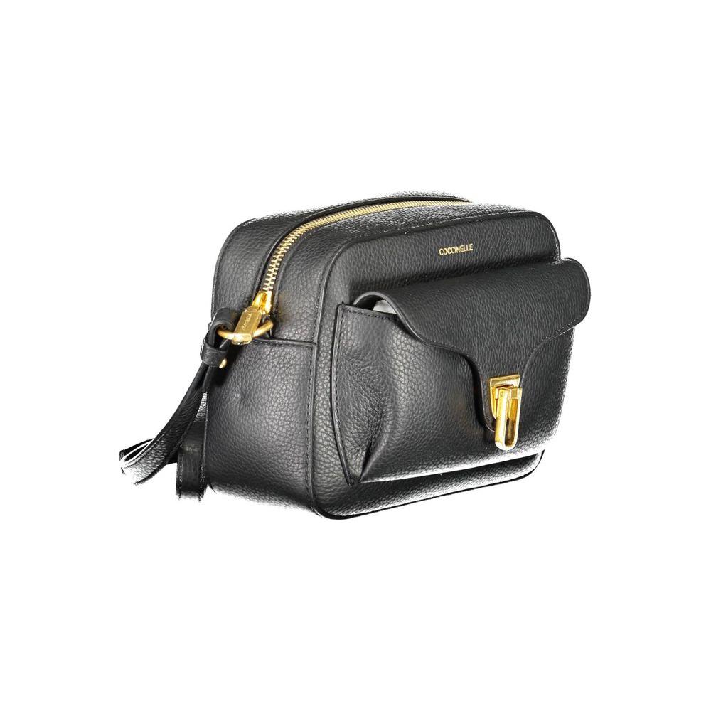 Front view with bag zipped and handles upright.