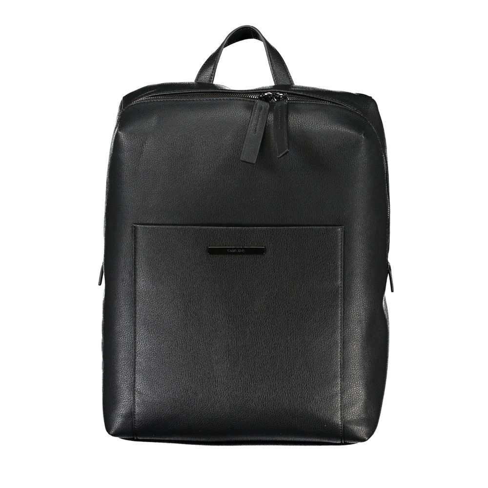 Front view with bag zipped and handles upright.