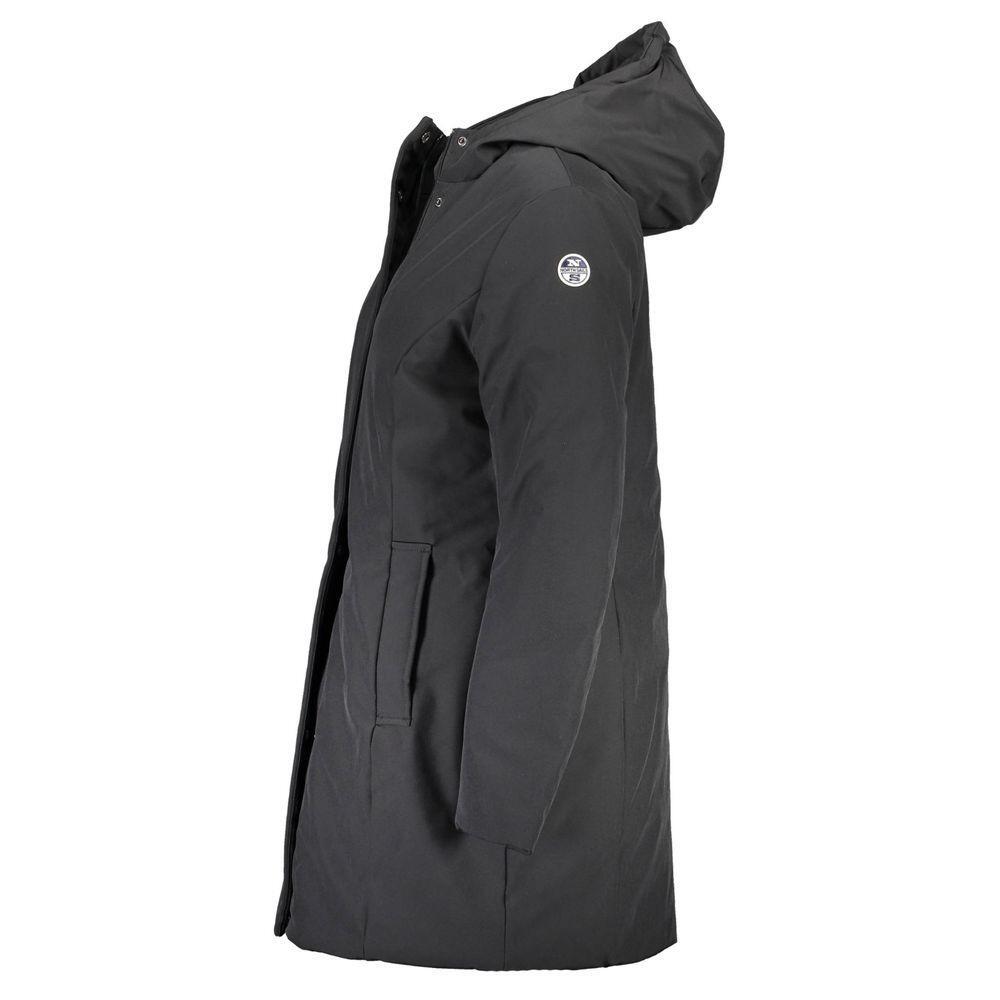Front view with bag zipped and handles upright.