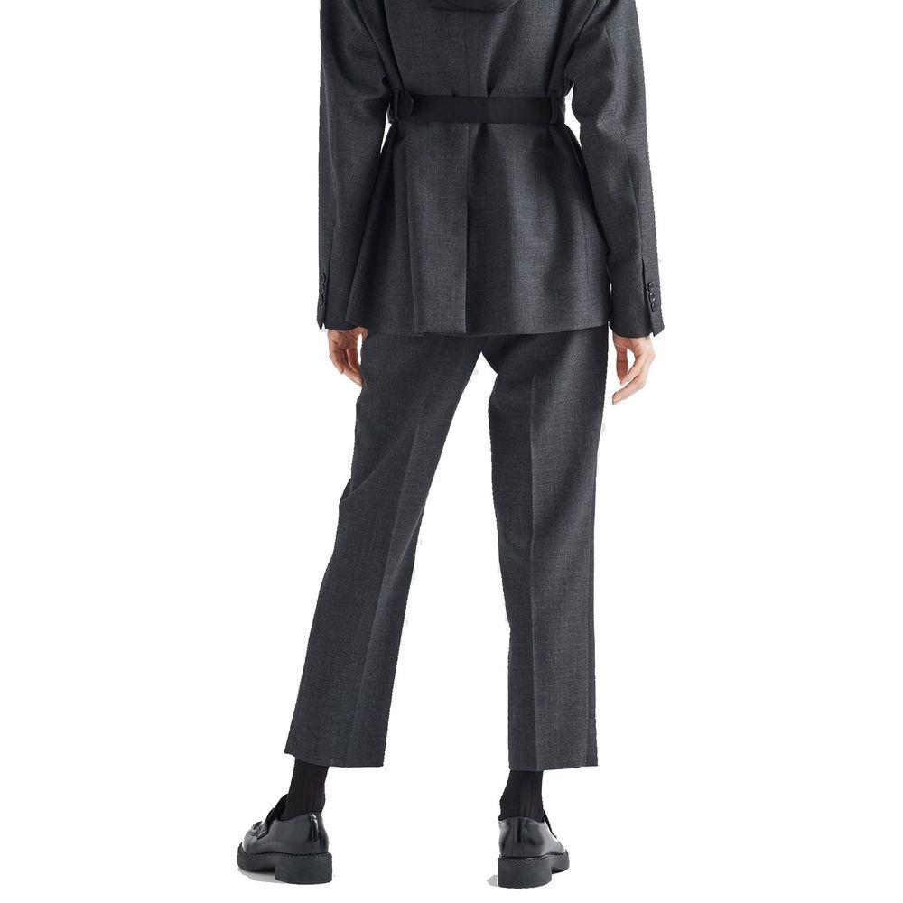 Front view with bag zipped and handles upright.