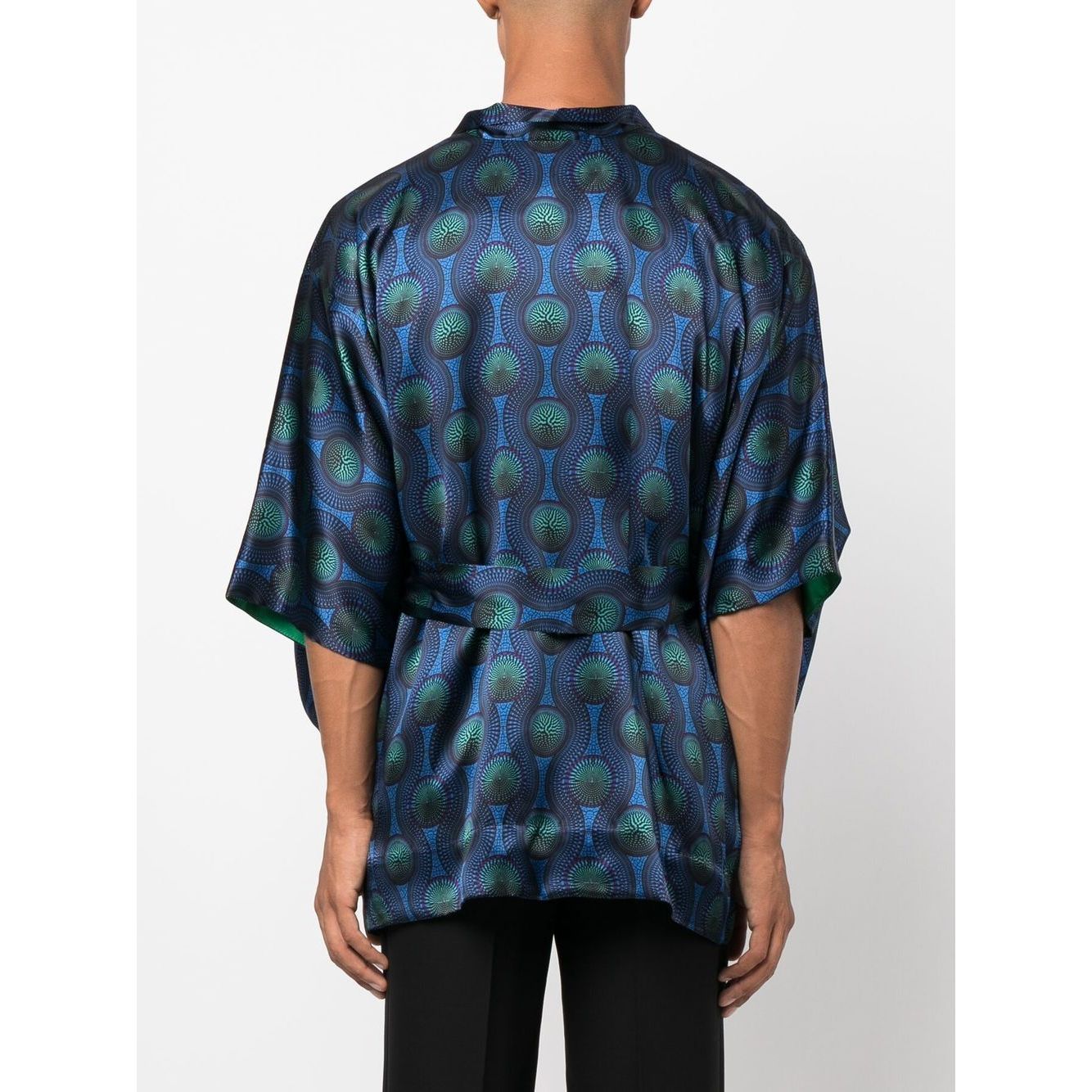 فساتين أوزوالد بواتينج باللون الأزرق