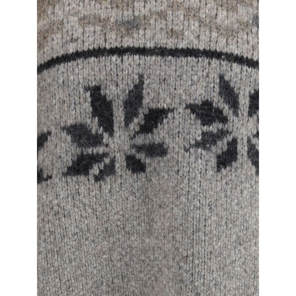 Close-up of gray pattern on Magliano Gray Alpaca Vicugna Pacos Sweatshirt, featuring Norwegian-inspired design detail.