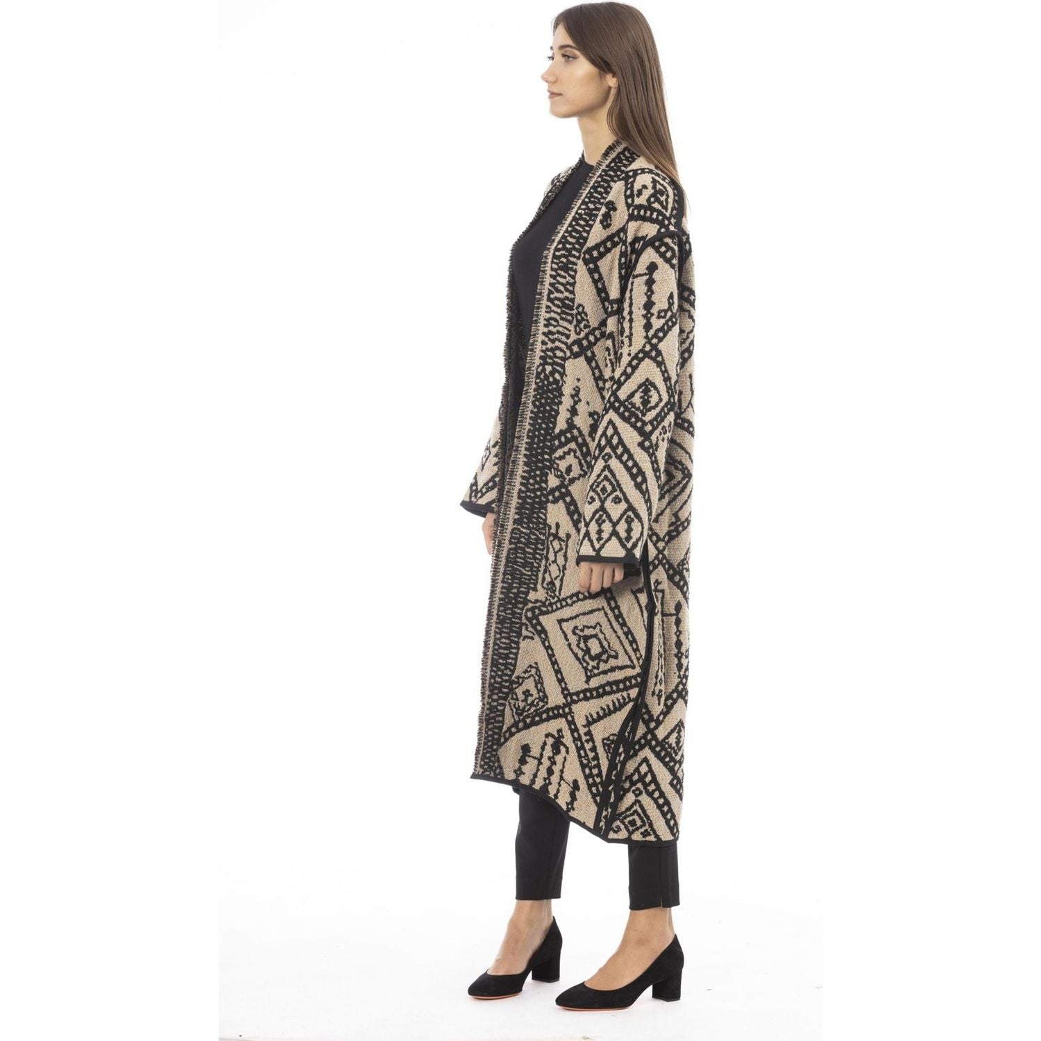 معاطف ألفا ستوديو 