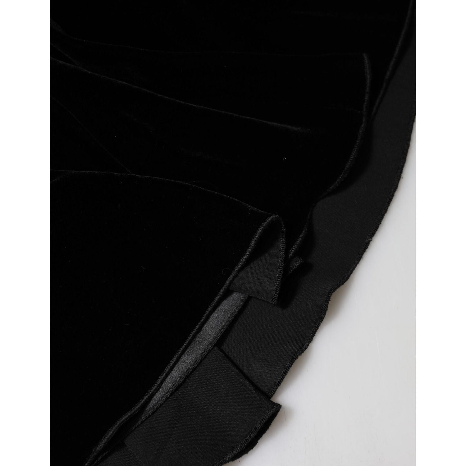 Dolce & Gabbana Black High Waist Fit Flared Midi Skirt