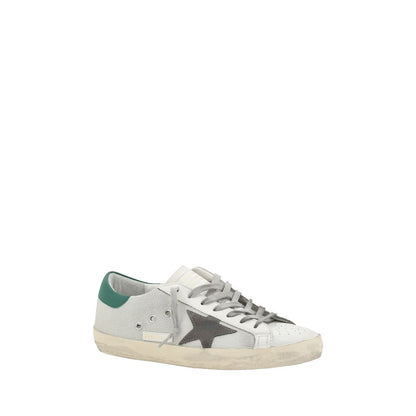 Golden Goose White Calf Leather Bos Taurus Low Top Sneakers with vintage effect, toe lace-up, and iconic star patch.