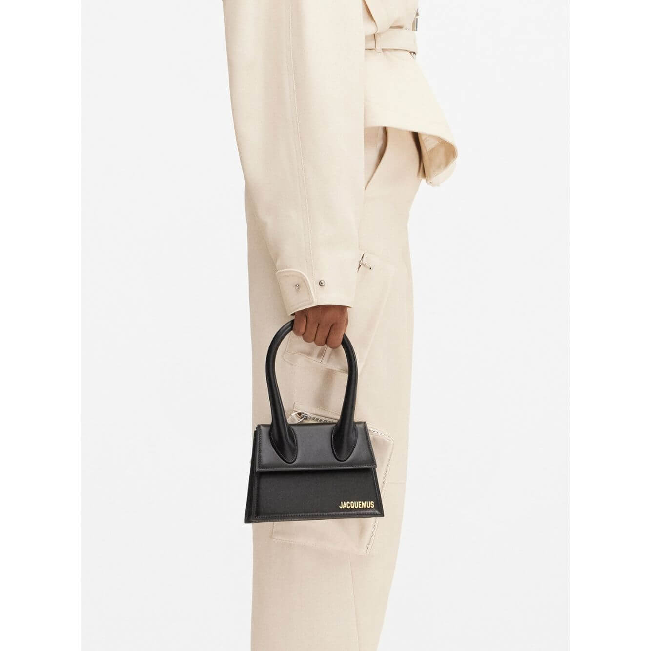 Jacquemus Le Chiquito Moyen Black Bag
