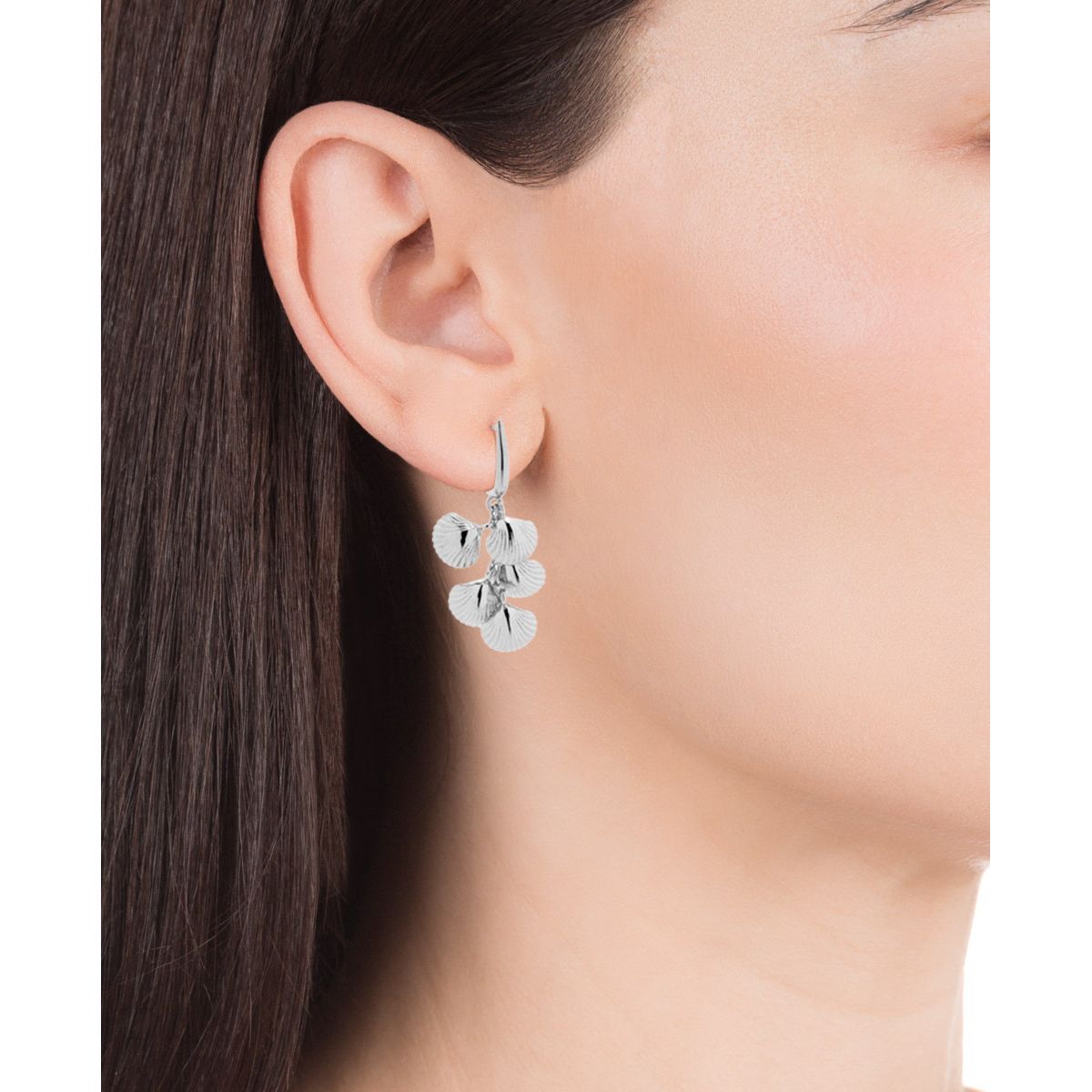 Woman wearing VICEROY JEWELS Mod. 61070E000-00 silver 925° earrings, showcasing elegant design and high-quality craftsmanship.