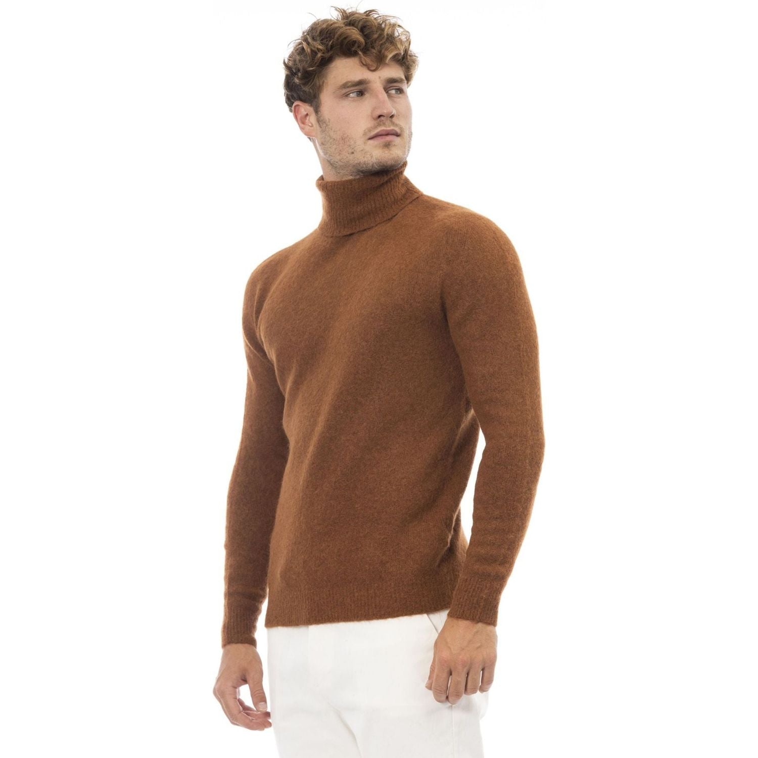 سترات ألفا ستوديو 